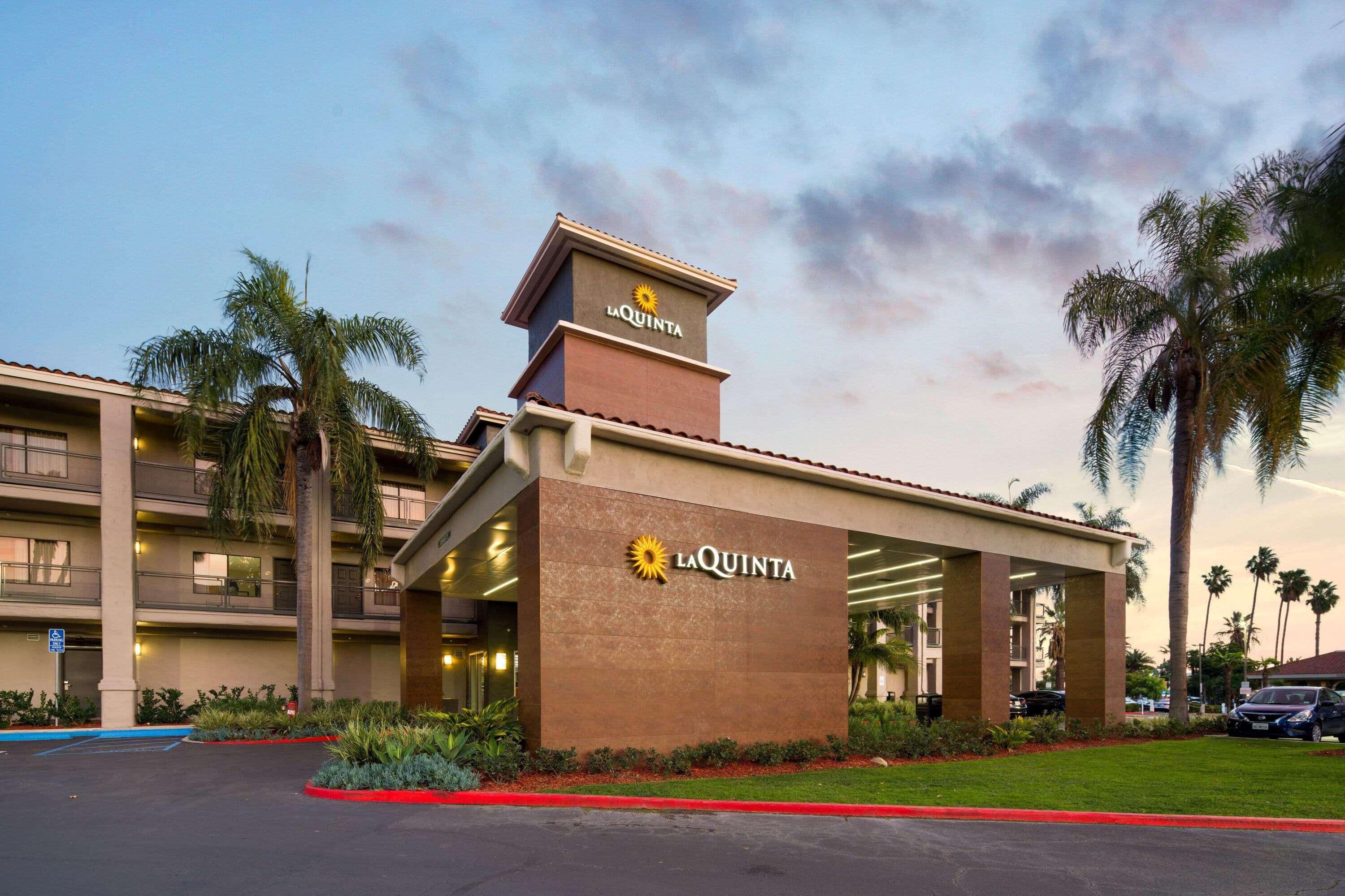 La Quinta By Wyndham Orange County Airport Hotel Santa Ana Exterior foto